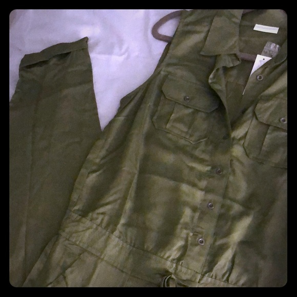 New York & Company Other - NyandCo army green drawstring ankle length romper New York & Company Other - NyandCo army green drawstring ankle length romper